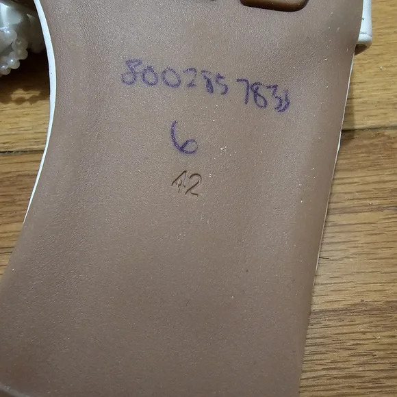 White Ruffled Slide Sandals with Pearls - Picture 5 of 5